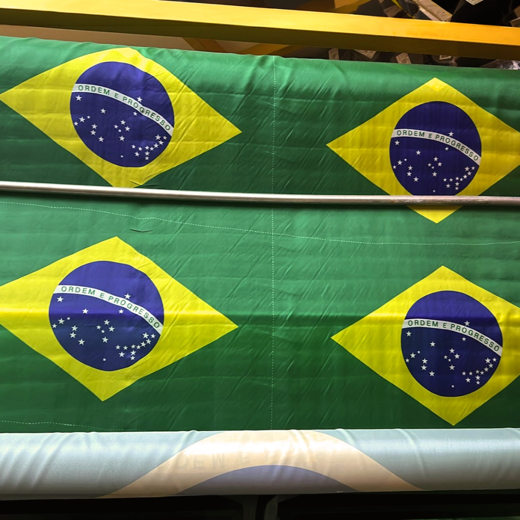 BANDEIRA 4 BAND 70 D - MT